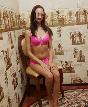 Опытная и раскованная, я знаю, как доставить тебе удовольствие. 💋 Мои услуги включают классический и эротический массаж, оральный и классический секс, стриптиз и многое другое. Предлагаю уединенное и уютное место для встреч 🏩 или могу приехать к тебе в гости. Фотографии соответствуют действительности. 📷 Я живу в Москве и всегда готова порадовать тебя приятными ощущениями. 💫 Чтобы узнать больше обо мне, свяжись со мной прямо сейчас. Жду тебя, мое сокровище! 💖 Валя